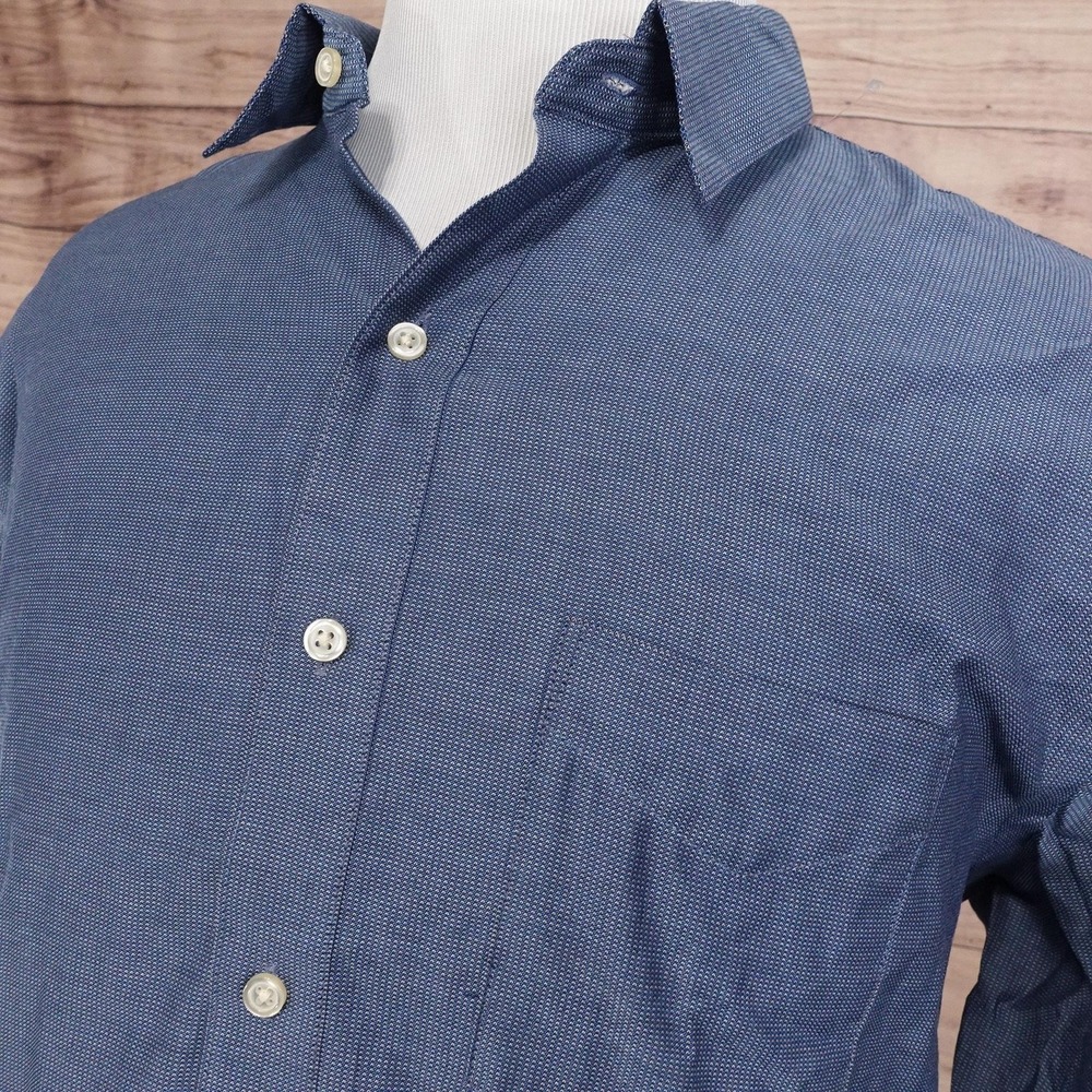 Van Heusen Dress Shirt Mens XL Blue Cotton Polyester Long Sleeve Classic Fit - Picture 2 of 9